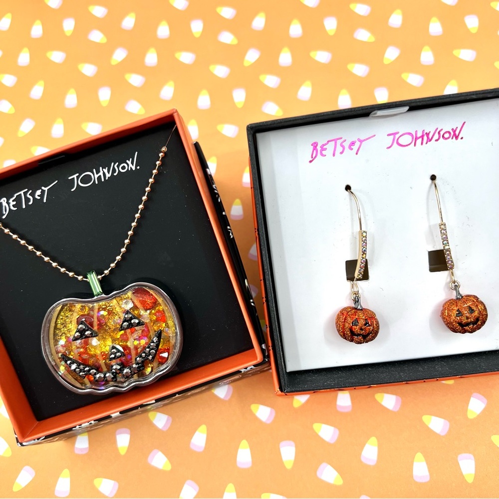 Betsey Johnson ‘Just Treats’ Pumpkin Shaky Necklace & Pumpkin Earrings  NWT!